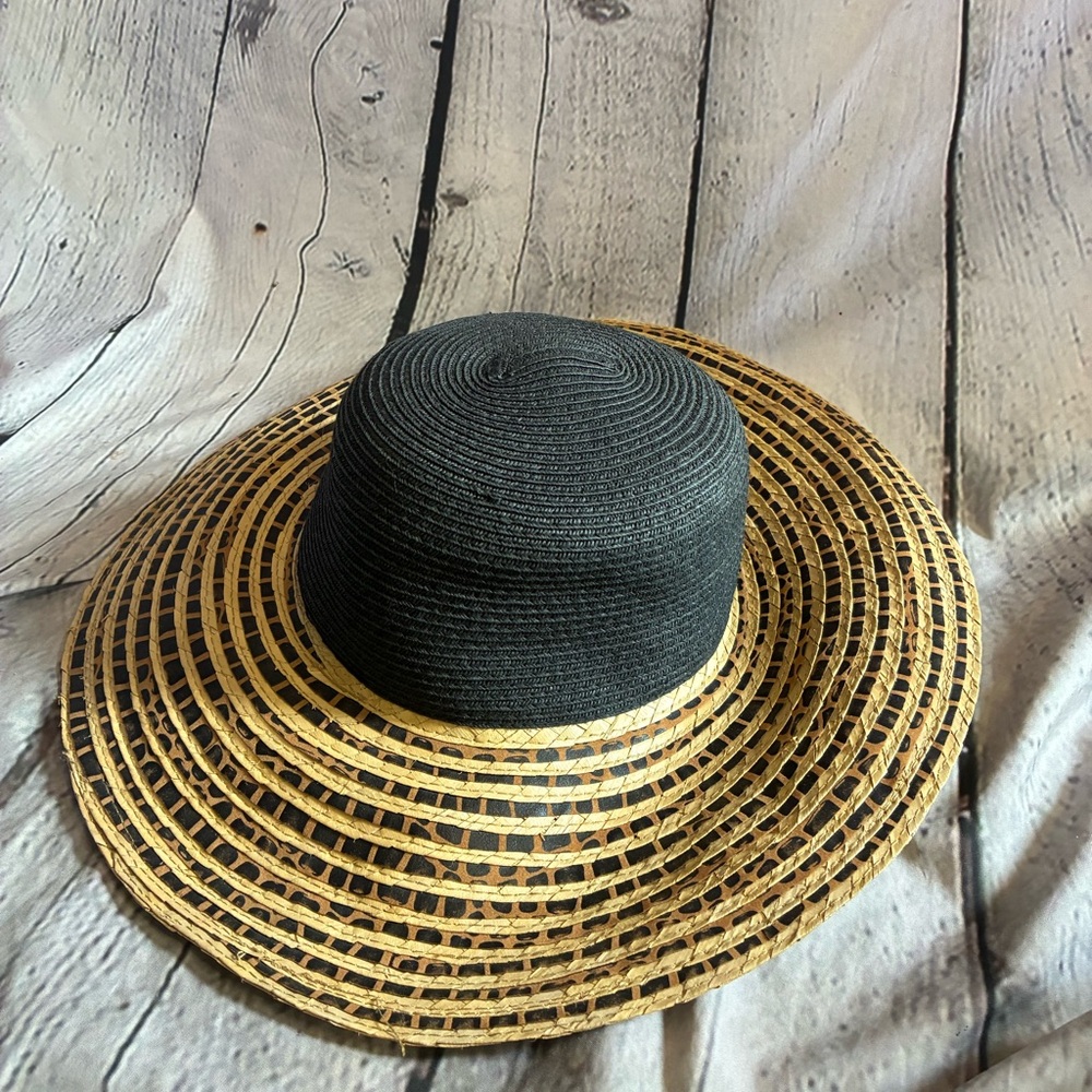 Nine West Women’s Animal Print‎ Wide Brimmed Straw Beach Vacation Sun Hat GUC